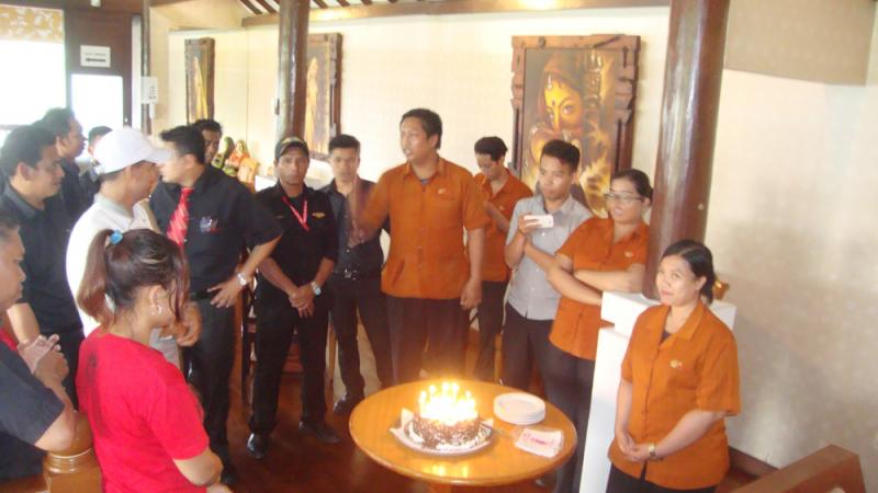 Birth Day Staff, bali indian restaurant, indian food restaurant in bali